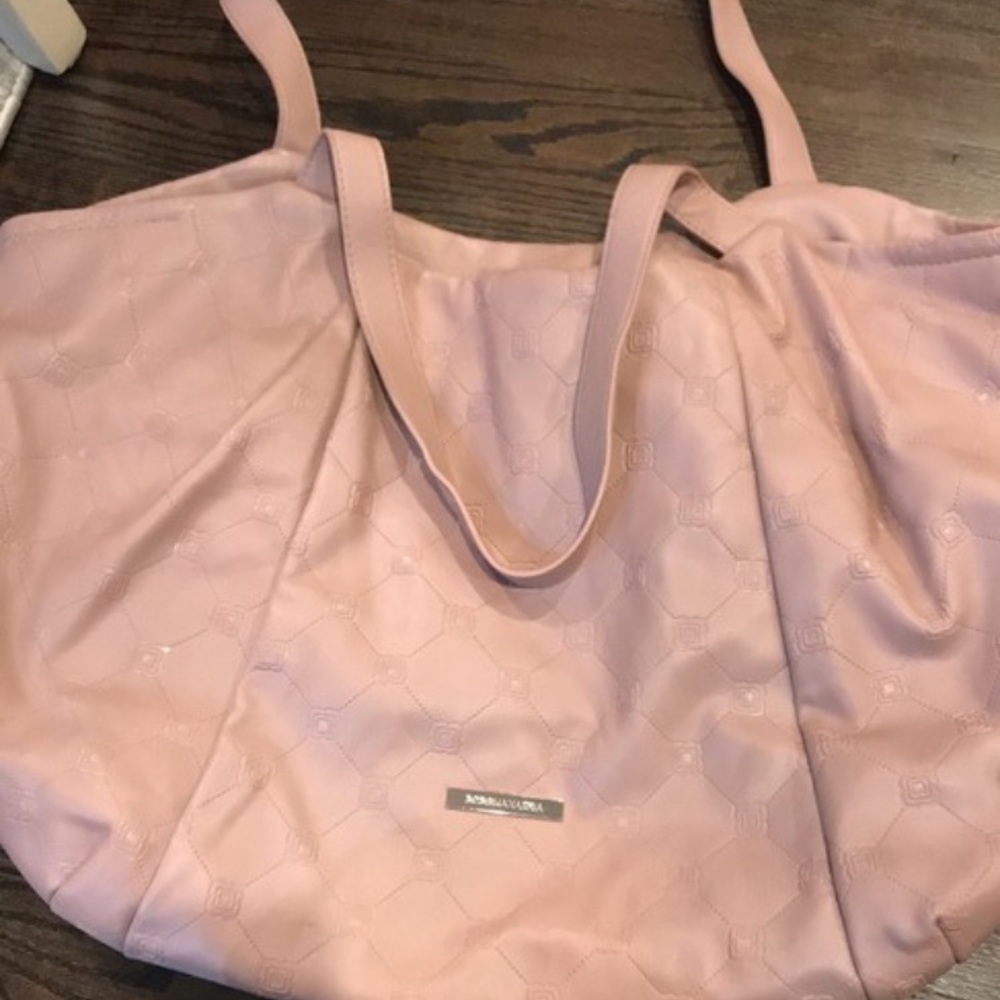 BCBG MAXAZRIA Hobo